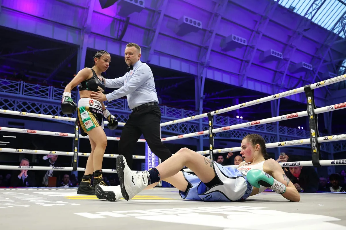 Irma Garcia stopped Ella Dolan to remain boxing's oldest world champion at age 44. Photo: Mark Robinson, Most Valuable Promotions 