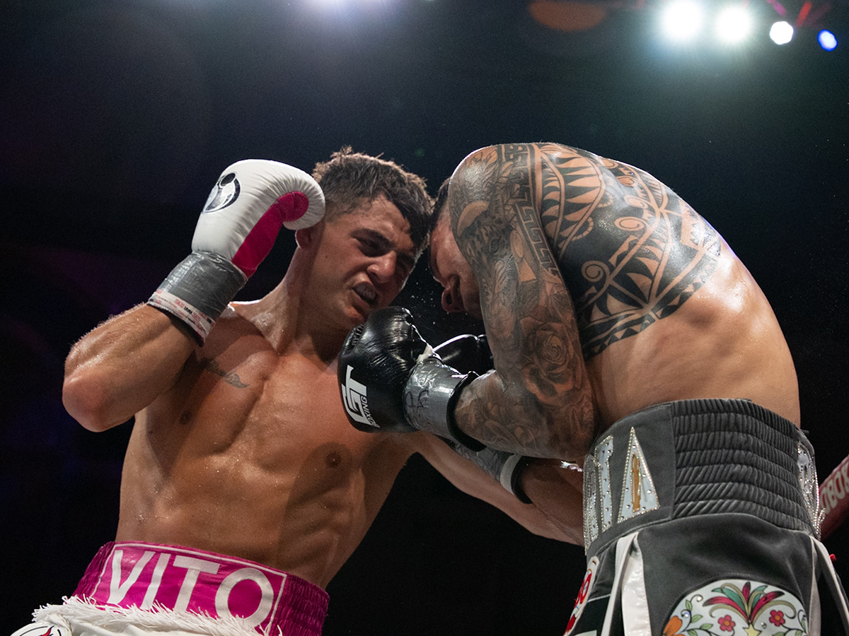 Vito Mielnicki Jr. worked well to the body of Omar Huerta, handing him his first loss. Photo: ProBox