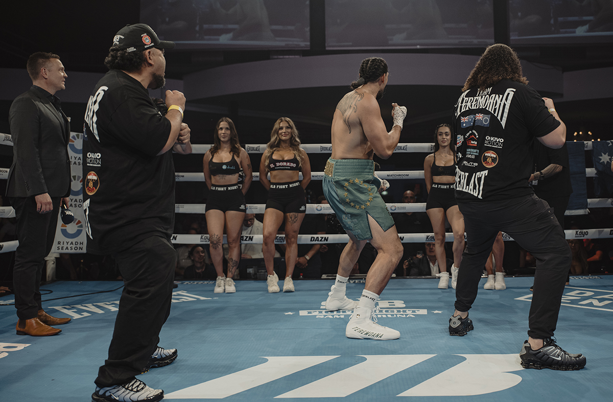 After his knockout win, Teremoana Teremoana and his team performed a Haka dance for fans. Photo: Matchroom Boxing