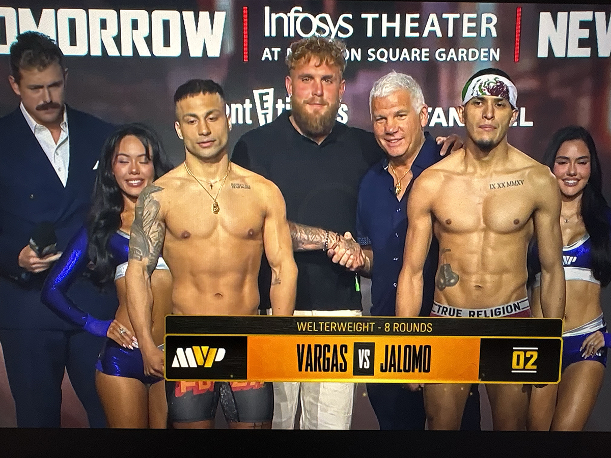 Alex Vargas and Rani Jalomo with promoters Jake Paul and Joe Deguardia. Photo: Star Boxing