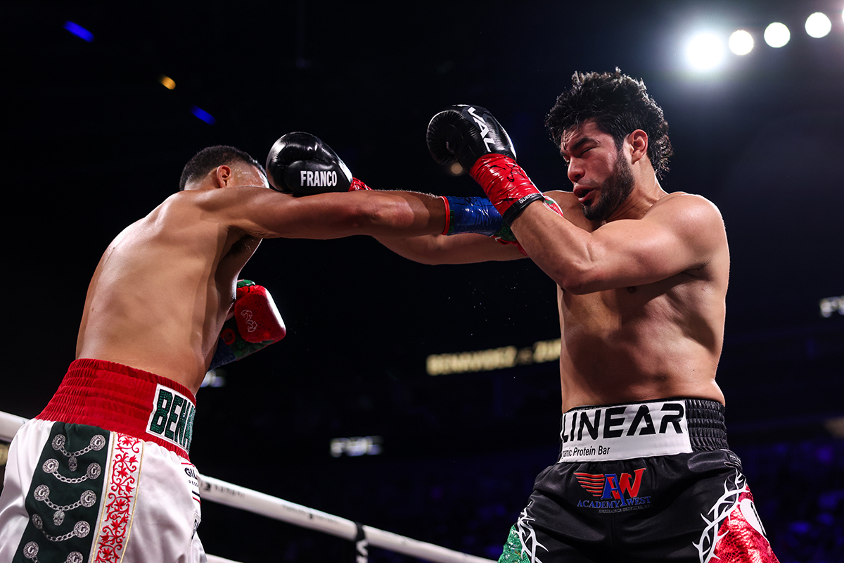 David Benavidez' jab was on point. Photo: Cris Esqueda, Golden Boy Promotions