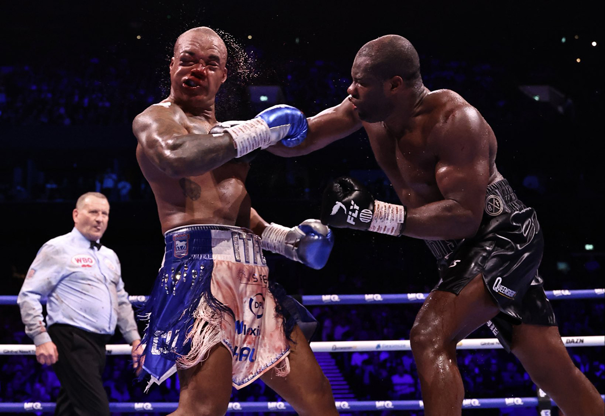 As Fabio Wardley took more damage, fans and media observers felt the corner should have stopped the fight. Photo: Queensberry Promotions Wardley vs Dubois