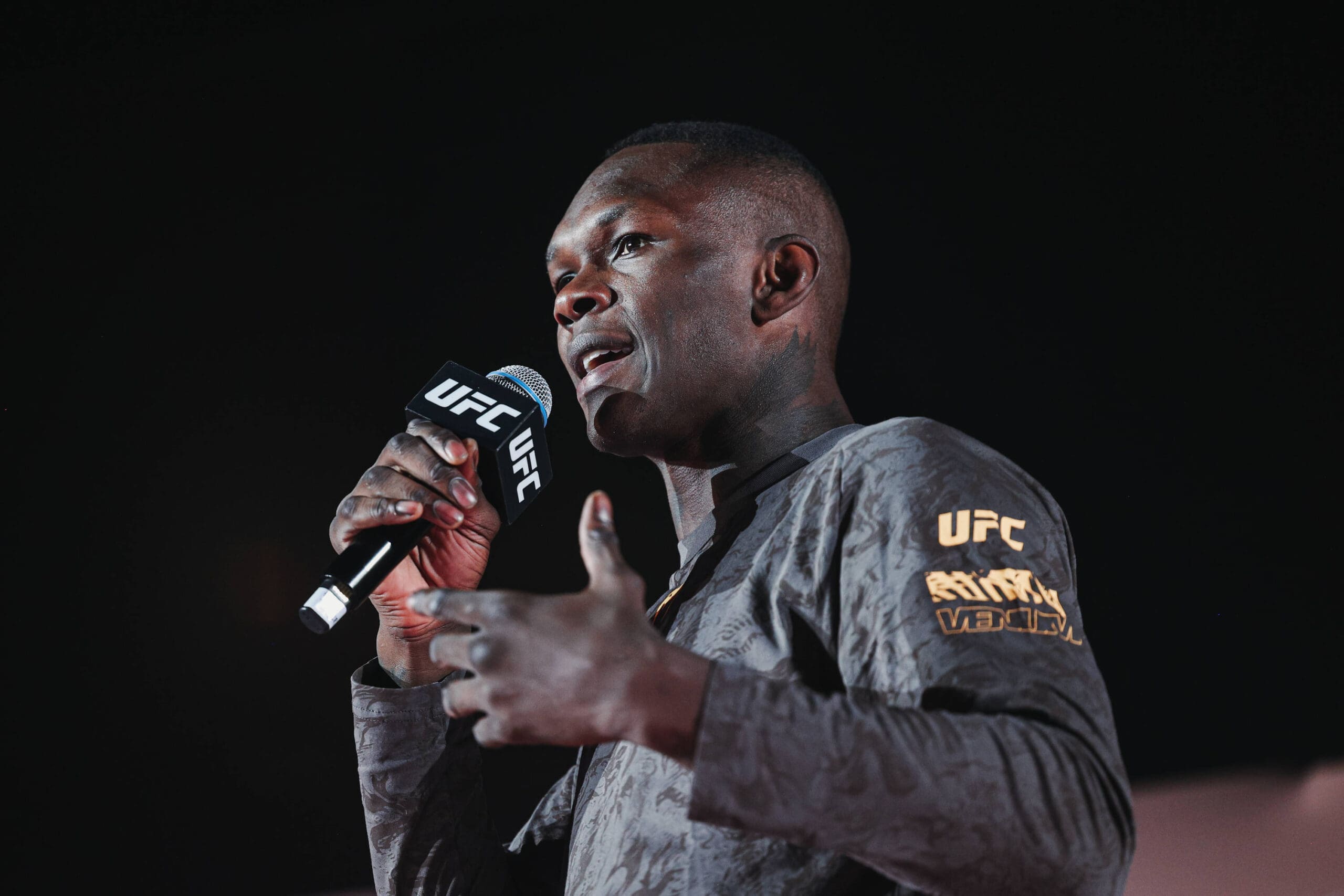 Israel Adesanya one of the top fighters from new zealand all time