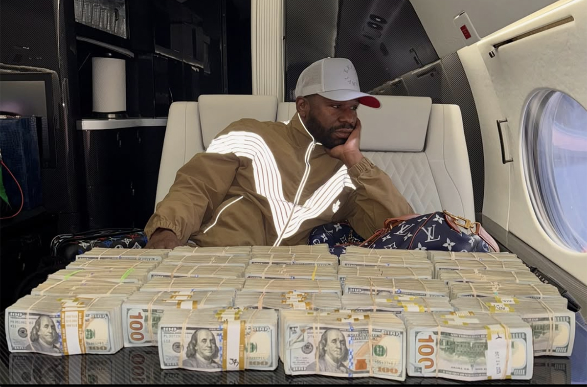 Floyd Mayweather's high flying days appear to be crashing to earth. Photo: Floyd Mayweather/Instagrarm