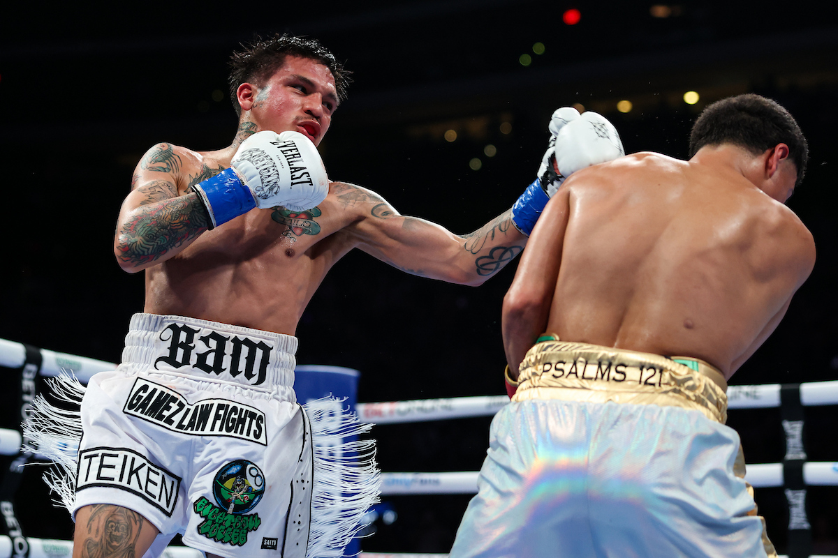 The southpaw left hook was the money punch for Bam Rodriguez. Photo: Cris Esqueda, Matchroom Boxing