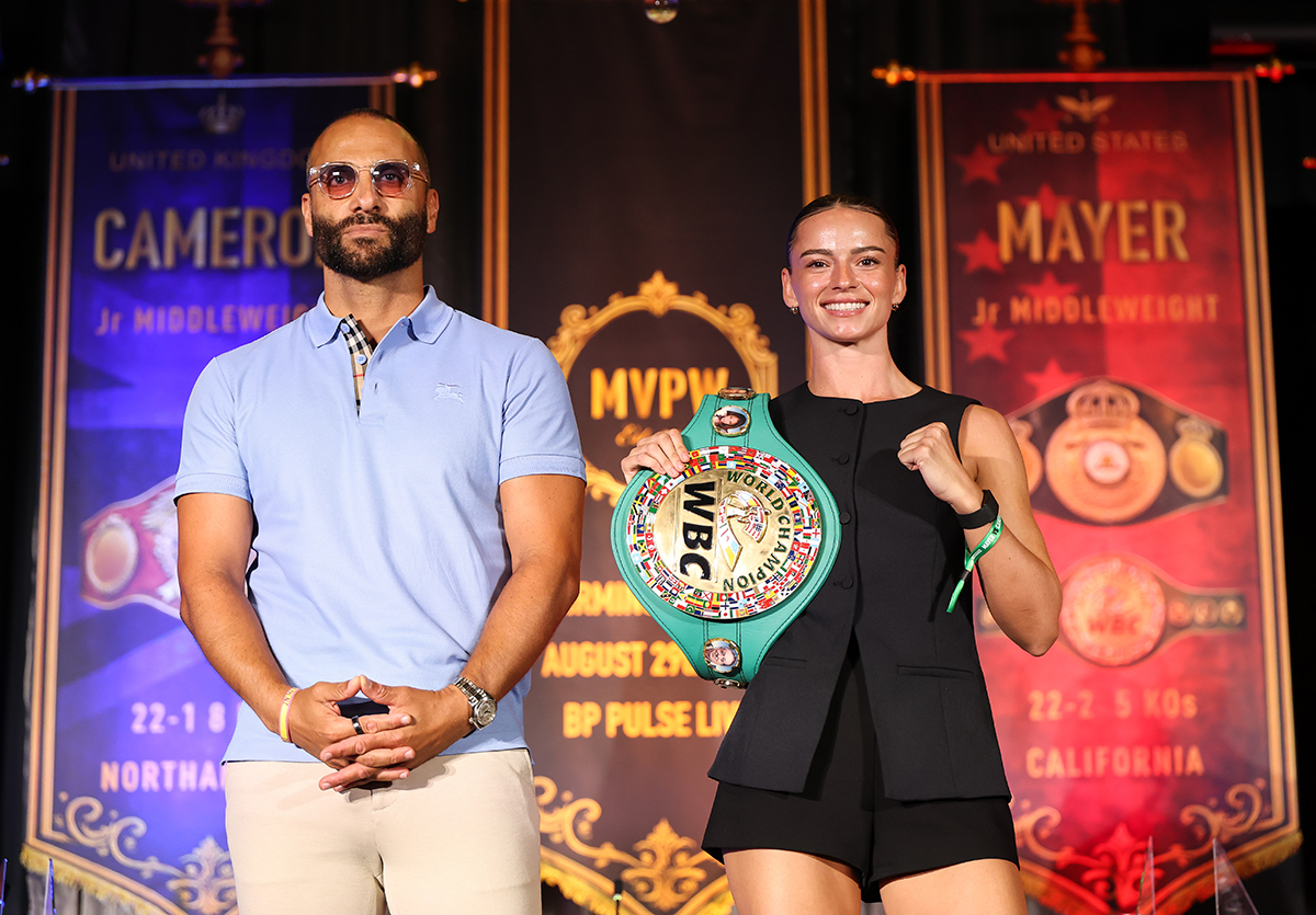 Skye Nicolson with MVP co-founder Nakisa Badarian. Photo: Most Valuable Promotions MVPW06