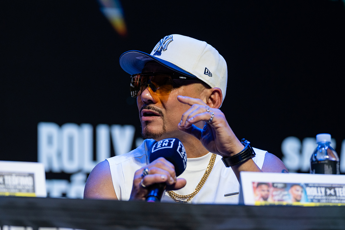 As usual Teofimo Lopez Sr. had plenty to say on Thursday. Photo: Ryan Hafey, Premier Boxing Champions Rolly vs Teofimo