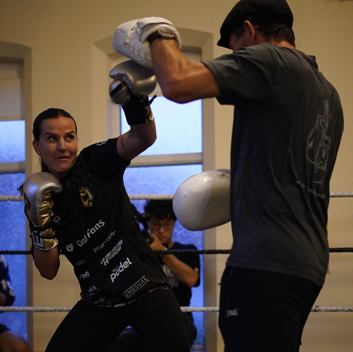 Chantelle Cameron at this week's open workout preparing for her fight with Mikaela Mayer. Photo: Most Valuable Promotions