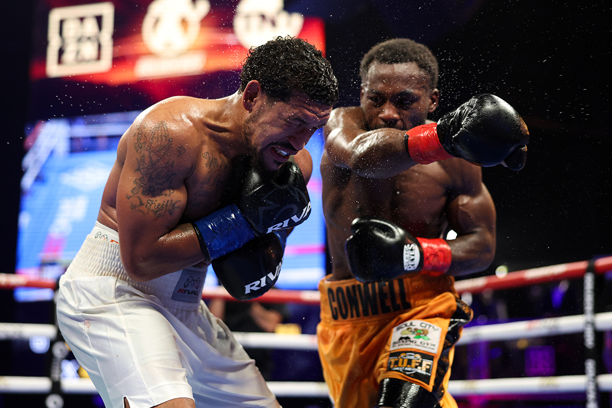 Charles Conwell succeeded with a solid TKO win in his return from a loss. Photo: Cris Esqueda, Golden Boy Boxing