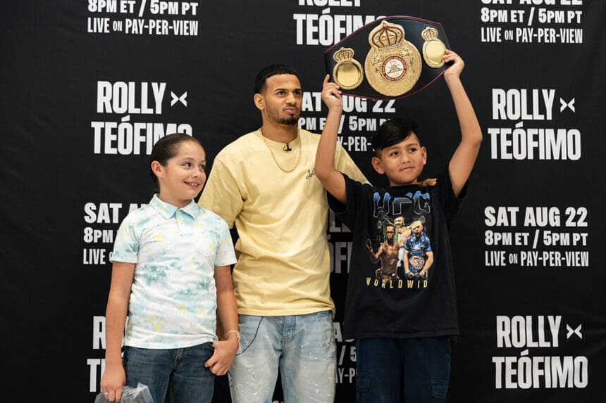 Rolly Romero paid a visit to John S. Park Elementary School in Las Vegas for a back-to-school giveaway at his alma mater. Photo: Ryan Hafey, Premier Boxing Champions