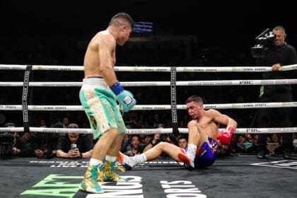 Pitbull Cruz kept his cool in an ugly fight, getting a sensational knockout win. Photo: Cris Esqueda, Premier Boxing Champions