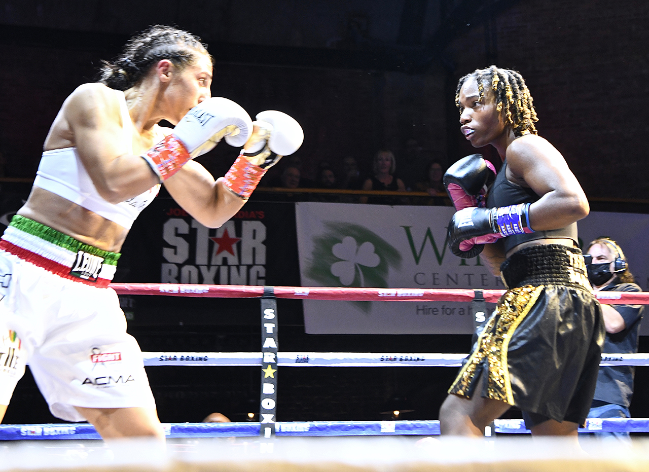 Amanda Galle won her first world title at a Rockin' Fights card. She now competes for Most Valuable Promotions. Photo: Star Boxing