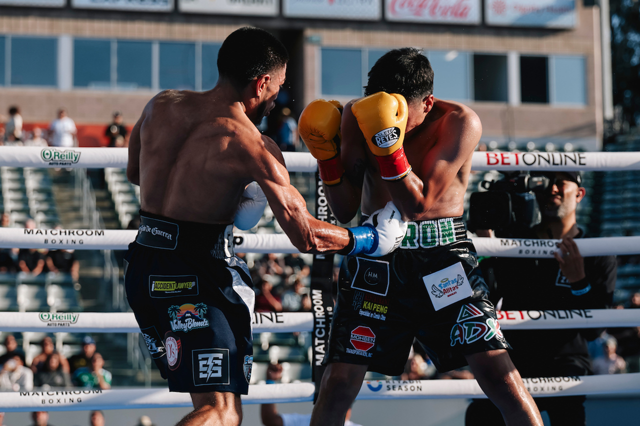 Albert Gonzalez took out Aaron Alameda in just one round on July 18 in Carson, California. Photo: Zachariah Delgado, Matchroom Boxing