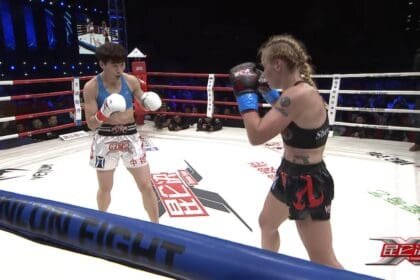 Valentina Shevchenko and Wang Cong at Kunlun Fight 33