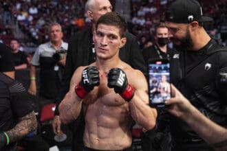 June 12, 2021, Glendale, Arizona, USA: GLENDALE, Ariz. - June 12, 2021: for SPORTS. UFC No. 14 Featherweight Movsar Evloev of Russia (Red gloves) defeats UFC No. 15 Featherweight Hakeem Dawodu of Canada (Blue gloves) by Unanimous Decision at UFC 263 in the Gila River Arena. Glendale USA - ZUMAb177 20210612_zap_b177_590 Copyright: xTaidghxBarronx
