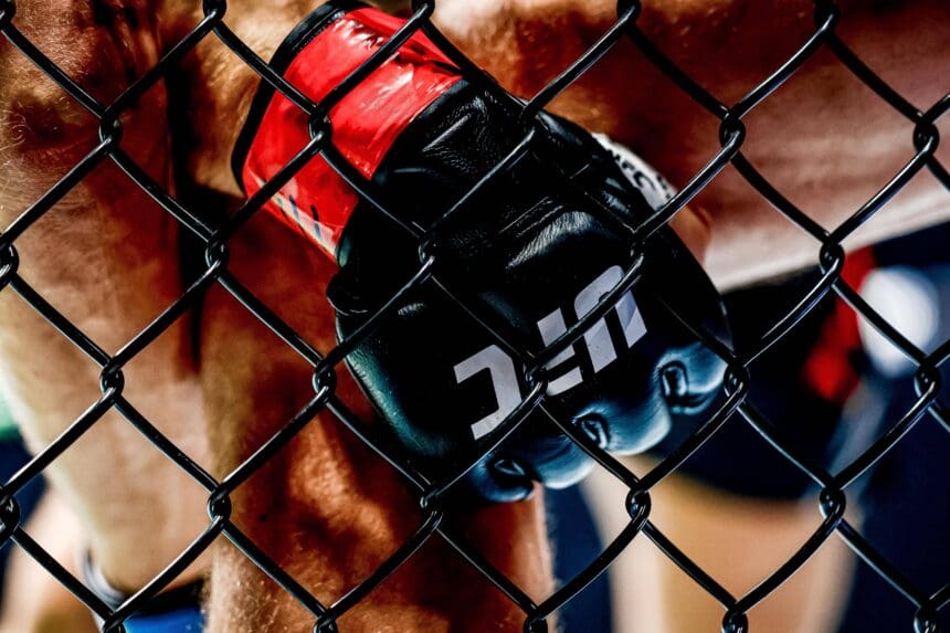 Gant logo UFC UFC PARIS 4, Arena Bercy ARTS MARTIAUX MIXTES UFC PARIS 4 UFC FIGHT NIGHT 2025 ACCOR ARENA, PARIS, FRANCE. 06/09/2025 SEGUIN FRANCK PARIS ACCOR ARENA France GermanyxJapanxUKxFrancexBelgiumxOUT PUBLICATIONxNOTxINxGERxFRAxBELxUKxJPN Copyright: xSEGUINxFRANCKx