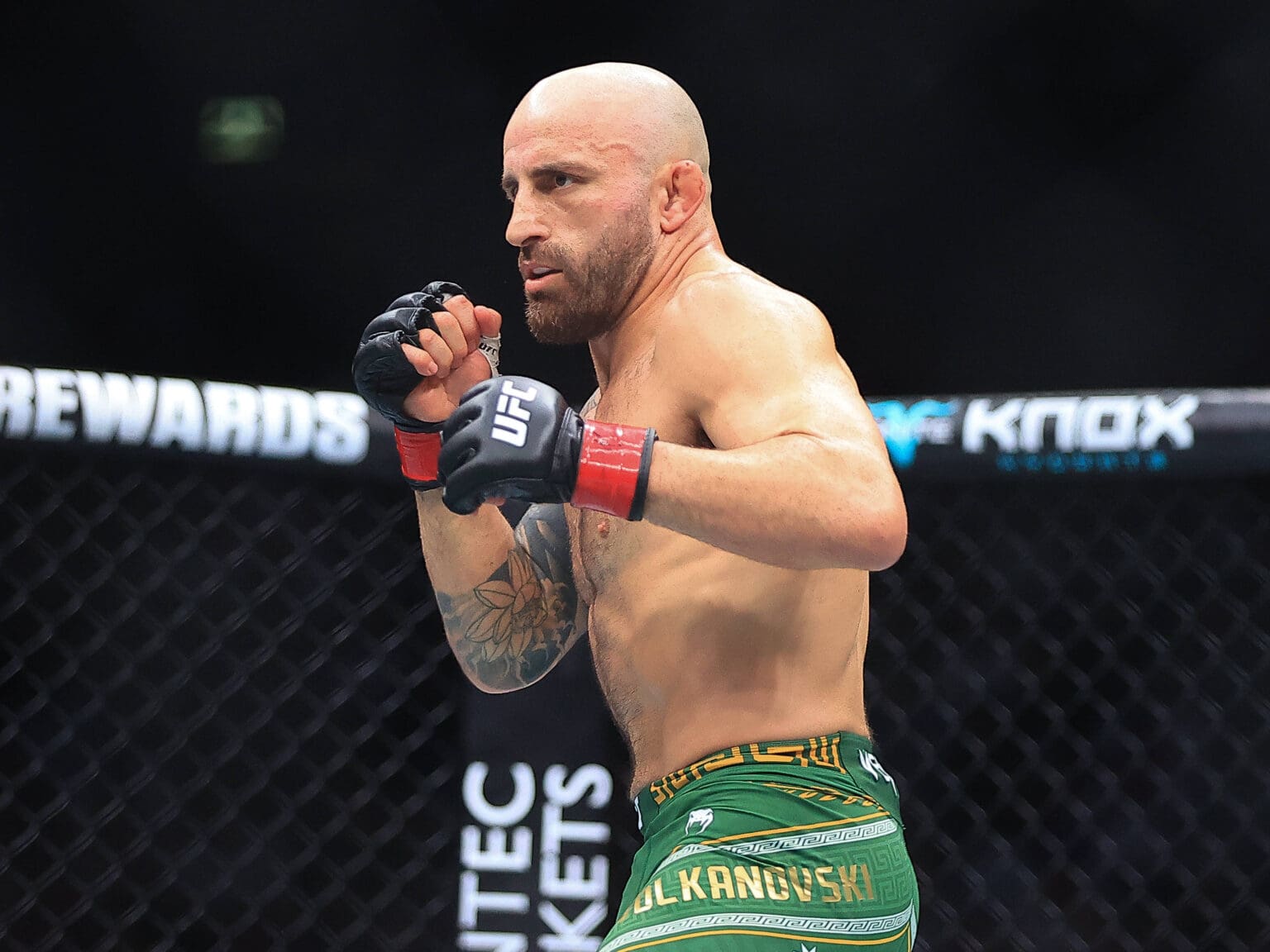February 1, 2026, Sydney, New South Wales, Australia: Alexander Volkanovski of Australia seen in action for the featherweight title bout during the UFC 325 Volkanovski Vs Lopes 2 at Qudos Bank Arena. Alexander won the fight Sydney Australia - ZUMAs197 20260201_aaa_s197_278 Copyright: xArifxKarimx