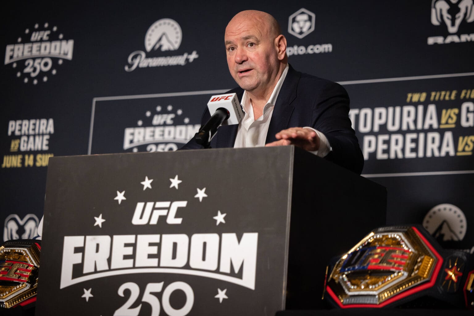 UFC Freedom 250 Post-Fight press conference, PK, Pressekonferenz WASHINGTON, DC - JUNE 15: Dana White speaks during a press conference with fight winners following UFC Freedom 250 at the JW Marriott in Washington, DC on June 15, 2026. Nathan Posner / Anadolu Washington United States. Editorial use only. Please get in touch for any other usage. PUBLICATIONxNOTxINxTURxUSAxCANxUKxJPNxITAxFRAxAUSxESPxBELxKORxRSAxHKGxNZL Copyright: x2026xAnadoluxNathanxPosnerx
