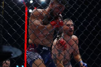 UFC Freedom 250 WASHINGTON, DC - June 14, 2026 : Justin Gaethje and Ilia Topuria meet in the octagon for a 5-round bout at UFC Freedom 250 at The White House South Lawn on June 14, 2026 in Las Vegas, NV. Photo by Louis Grasse/PXImages WASHINGTON, DC The White House South Lawn DC USA Copyright: xLouisxGrassex