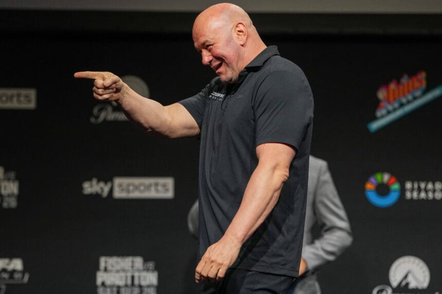 Zuffa Boxing 11 Fisher vs Pirotton Ceremonial Weigh-In LONDON, ENGLAND - SEPTEMBER 25: Dana White gestures during the Ceremonial Weigh-In at Zuffa Boxing 11 Fisher vs Pirotton at Copper Box Arena on September 25th, 2026 in London, England (Photo by Torbjorn Tande PXImages) London Copper Box Arena England Copyright: xTorbjornxTandex