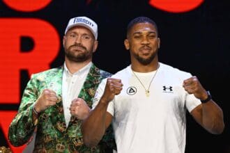 Tyson Fury and Anthony Joshua hold press conference, PK, Pressekonferenz in London before December clash LONDON, UNITED KINGDOM - SEPTEMBER 30: British heavyweight boxers Tyson Fury (L) and Anthony Joshua (R) attend a press conference at British Airways ARC, Olympia ahead of their December 11 fight at Principality Stadium in Cardiff, in London, United Kingdom, on September 30, 2026. Rasid Necati Aslim Anadolu London United Kingdom. Editorial use only. Please get in touch for any other usage. Copyright: x2026xAnadoluxRasidxNecatixAslimx